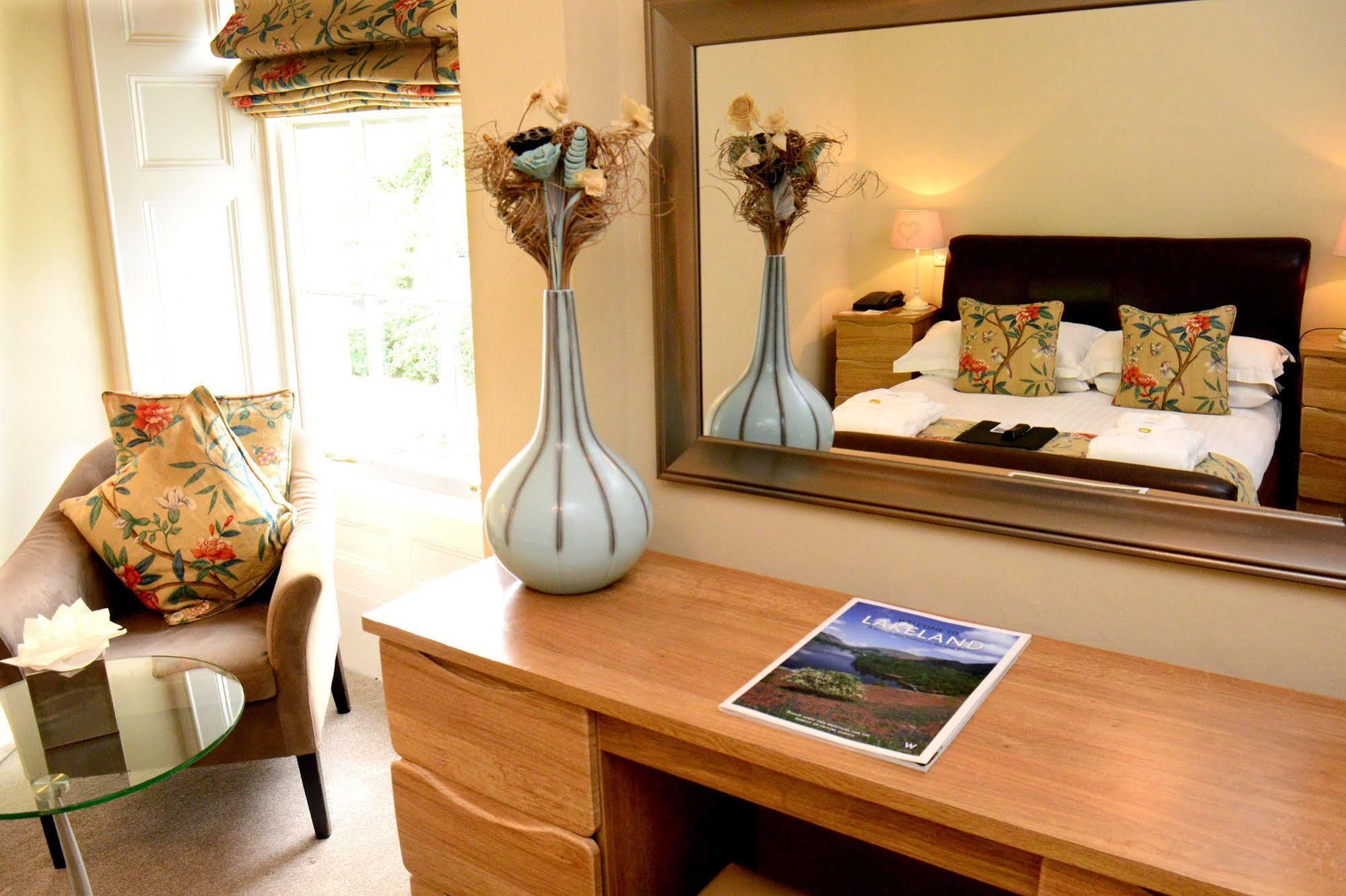 Tweedies Bar And Lodge Grasmere Bagian luar foto